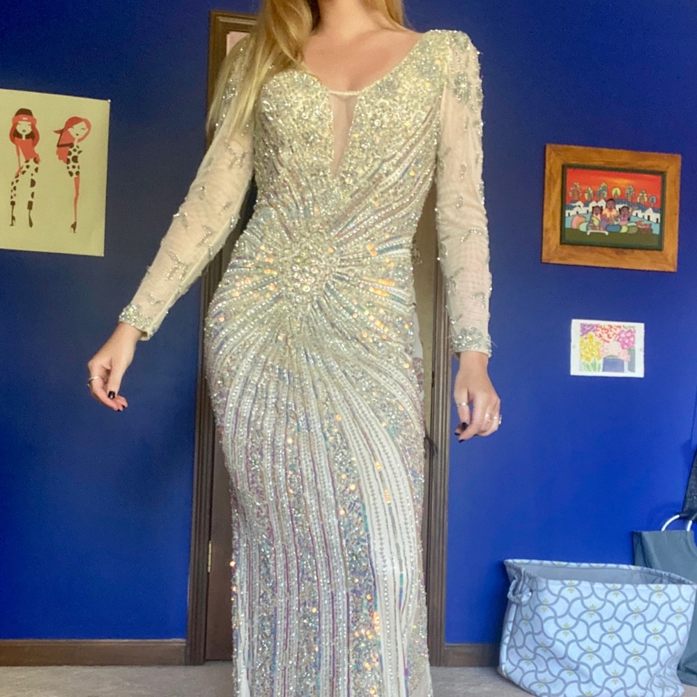 primavera gown